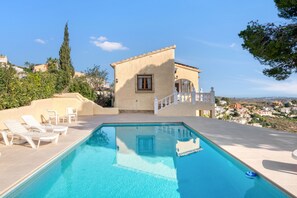 Pool - Villa 'Landhaus Mit Pool Und Spektakulren' with Sea View, Wi-Fi and Air Conditioning (Benitachell)