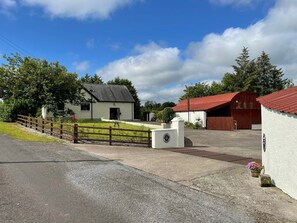 Exterior - Littlemount Farm Cottage (Enniskillen)
