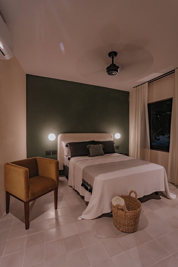 4 makuuhuonetta, tallelokero huoneessa, silitysrauta/-lauta, Wi-Fi