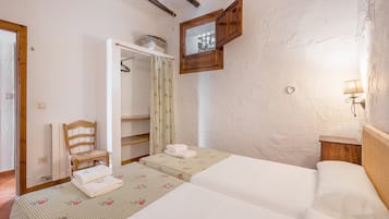 2 bedrooms, free WiFi, bed sheets