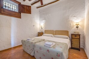 2 habitaciones, wifi gratis y ropa de cama 