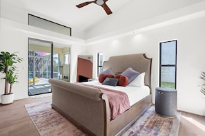 3 bedrooms, desk, iron/ironing board, travel crib