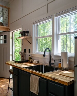 Fridge, microwave, coffee/tea maker, toaster