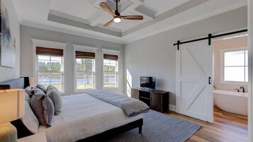 4 Schlafzimmer, Bügeleisen/Bügelbrett, Reisekinderbett, WLAN