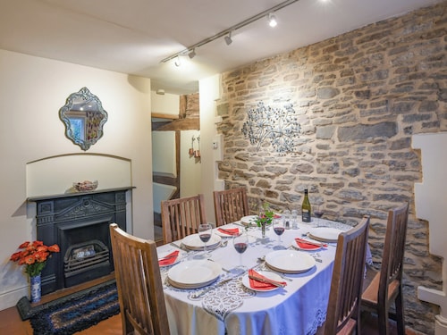 3 bedroom accommodation in Ludlow