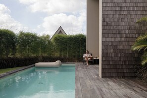 Villa, 3 Bedrooms, Private Pool | 2 bilik tidur, meja, ruang kerja komputer riba, kalis bunyi