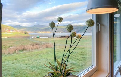 3 bedroom nice home in Mjosundet