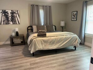 3 Schlafzimmer, Bügeleisen/Bügelbrett, WLAN, Bettwäsche