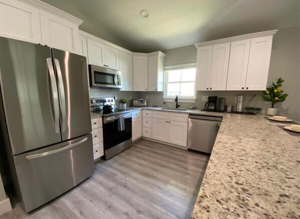 Fridge, microwave, oven, dishwasher