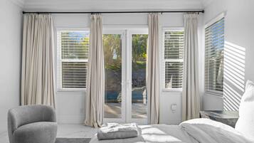 4 bedrooms, WiFi, bed sheets