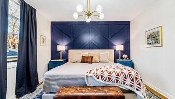 4 Schlafzimmer, Schreibtisch, Bügeleisen/Bügelbrett, Reisekinderbett