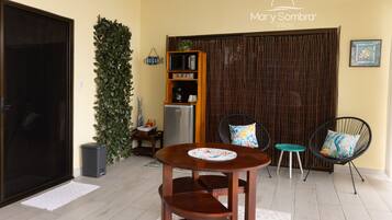 Habitación de luna de miel, vista al océano | Sábanas de algodón egipcio, ropa de cama de alta calidad y edredón
