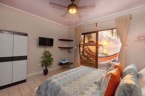 Apartemen Deluks, pemandangan samudra | Tirai kedap cahaya dan Wi-Fi gratis
