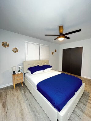 4 soverom, strykejern/-brett, wi-fi og sengetøy