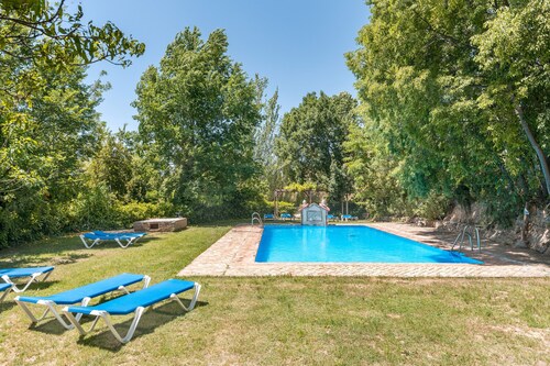 Apartment 'El Cobertizo' with Mountain Views, Shared Pool and Wi-Fi