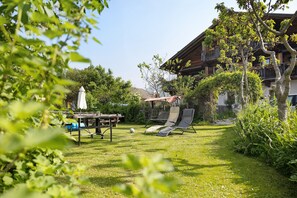 Property grounds - Studio Apartment 'Jelerhof Apt Talblick' with Mountain View, Shared Garden and Wi-Fi (Gsies)