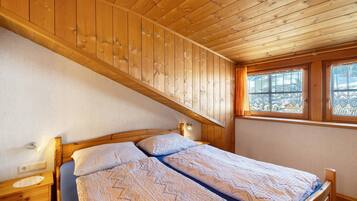 1 dormitori, wifi gratuïta i roba de llit