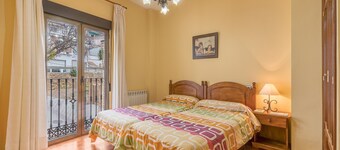 Apartment 'Apartamento De 2 A 4 Personas' with Lake View, Balcony and Wi-Fi