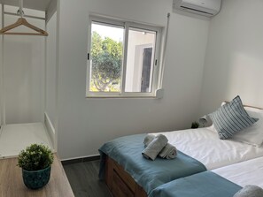 3 Schlafzimmer, Zimmersafe, Bügeleisen/Bügelbrett, Reisekinderbett