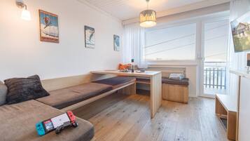 Televisie en een tafeltennistafel