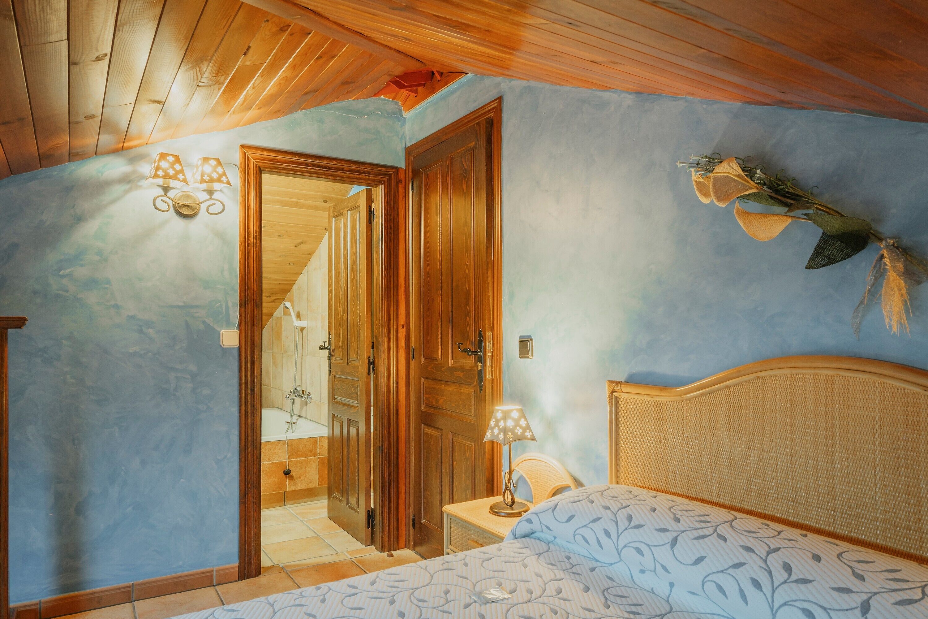 5 habitaciones, wifi gratis y ropa de cama 