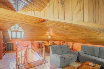 Casa de vacaciones "La Morada Del Cura" con jardín privado, balcón y Wi-Fi