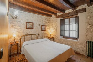 5 Schlafzimmer, kostenloses WLAN, Bettwäsche