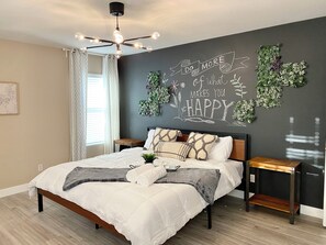 4 chambres, fer et planche à repasser, Wi-Fi, draps fournis