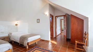 8 bedrooms, iron/ironing board, free WiFi, bed sheets