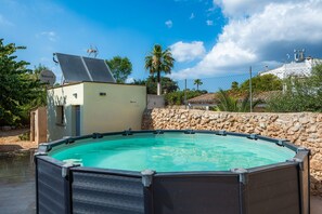 Pool - Holiday Home 'Pina' with Mountain View, Private Pool and Wi-Fi (Pina)