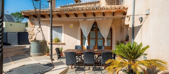 Maison de vacances 'Pina' avec vue montagne, piscine privée et Wi-Fi