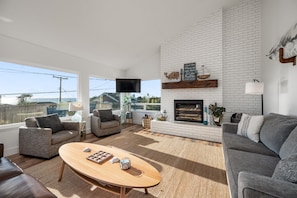 Smart TV, fireplace, offices
