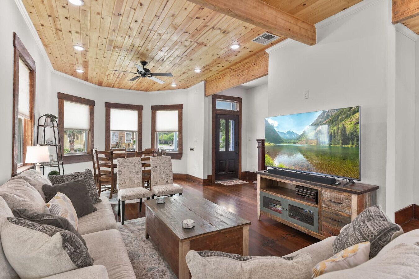 Televisión y estéreo 