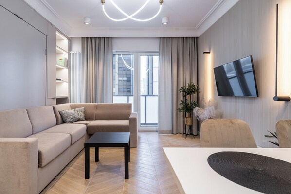 TV - Global Park Royal Studio (Katowice)