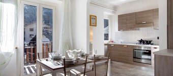 Pet-friendly apartment with elevator 'Casa Tua - Arvier' free e-bike rental