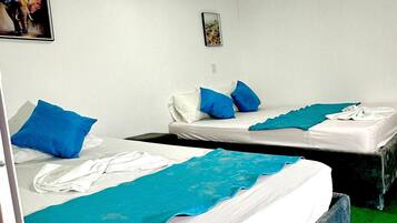 Family Room, 2 Bedrooms | WiFi (free)