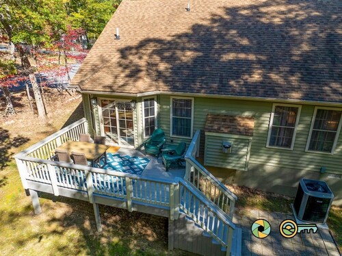 Pine Cone Paradise - escape to luxury!