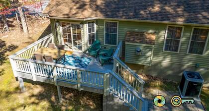 Pine Cone Paradise - escape to luxury!