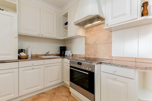 Imagen sin descripción, 3 de 17, botón