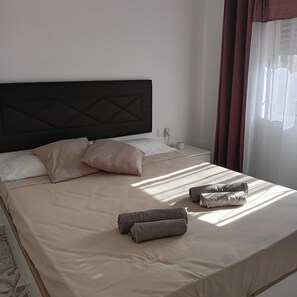 2 Schlafzimmer, Bügeleisen/Bügelbrett, WLAN, Bettwäsche