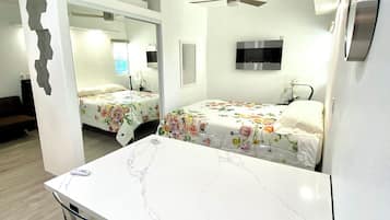 2 bedrooms, desk, iron/ironing board, free WiFi