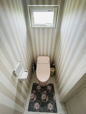 Shower, free toiletries, hair dryer, slippers - TOMATO CUBE (Asahikawa)