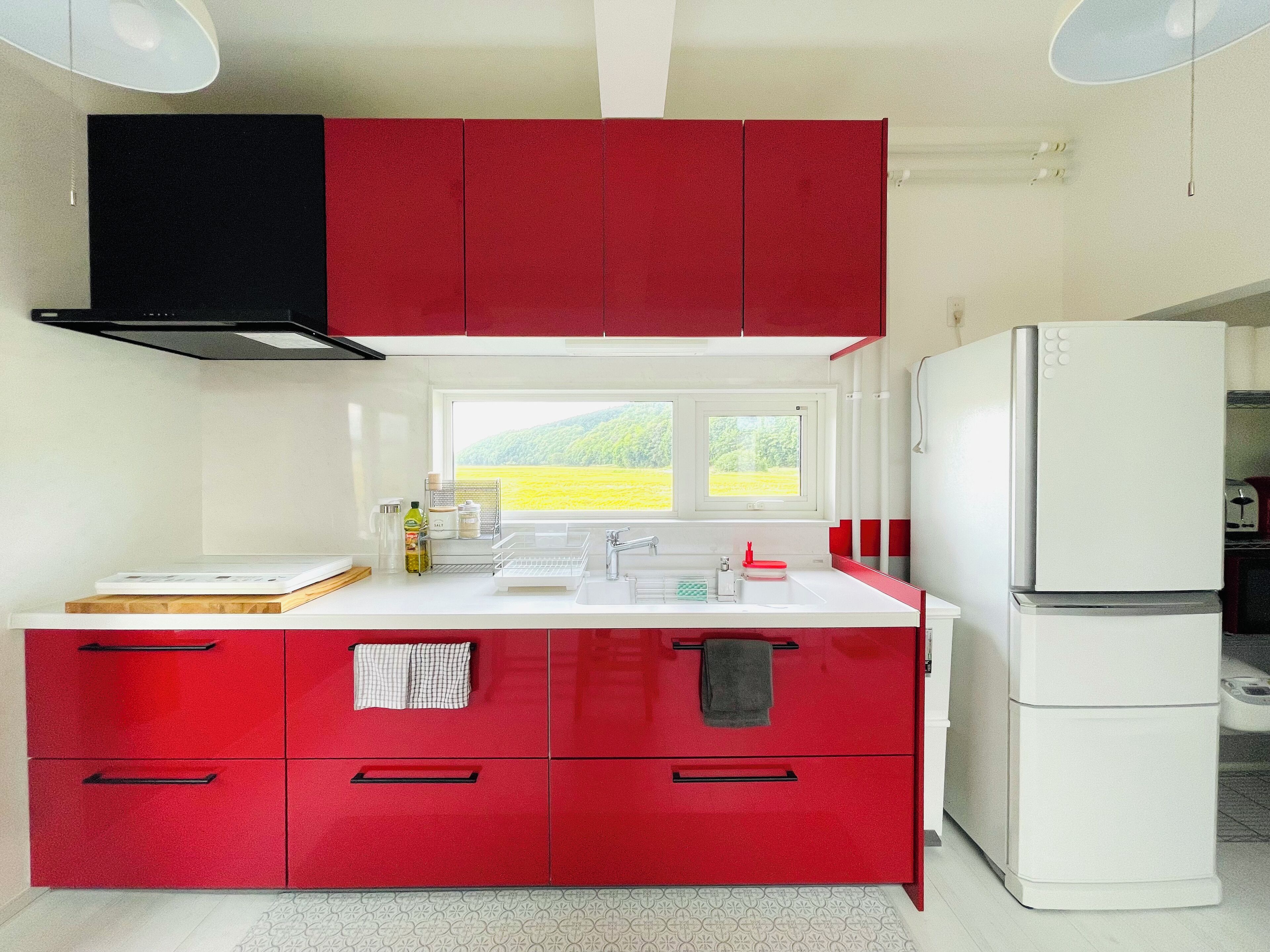 冰箱、微波炉、炉灶、电热水壶