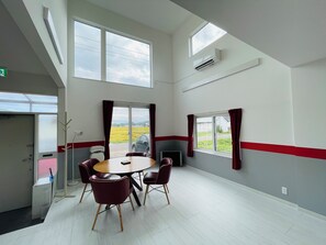 In-room dining - TOMATO CUBE (Asahikawa)