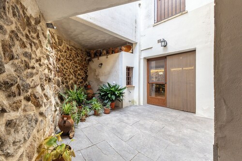 Country House "La Fontanita" with Mountain View, Private Pool & Wi-Fi