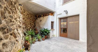 Casa rural "La Fontanita" con vistas a la montaña, piscina privada y Wi-Fi