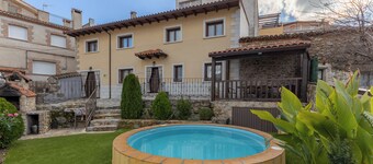 Country House "La Fontanita" with Mountain View, Private Pool & Wi-Fi
