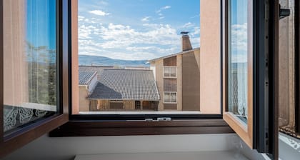 Room '102 Deluxe Acuarela Vistas Montaña' with Shared Garden, Wi-Fi and Air Conditioning