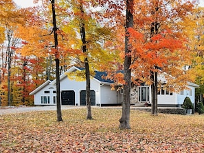 Exterior - Private Lodge-Sleeps 22-Near Boyne-Indoor Pool-Game Rooms-Pets Welcome (Gaylord)