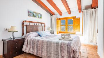 3 chambres, Wi-Fi gratuit, draps fournis